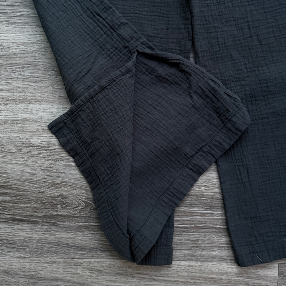 Pact Black Gauze Cropped Wide Leg Pants Size Large Cotton Flare with Slit - Picture 4 of 6